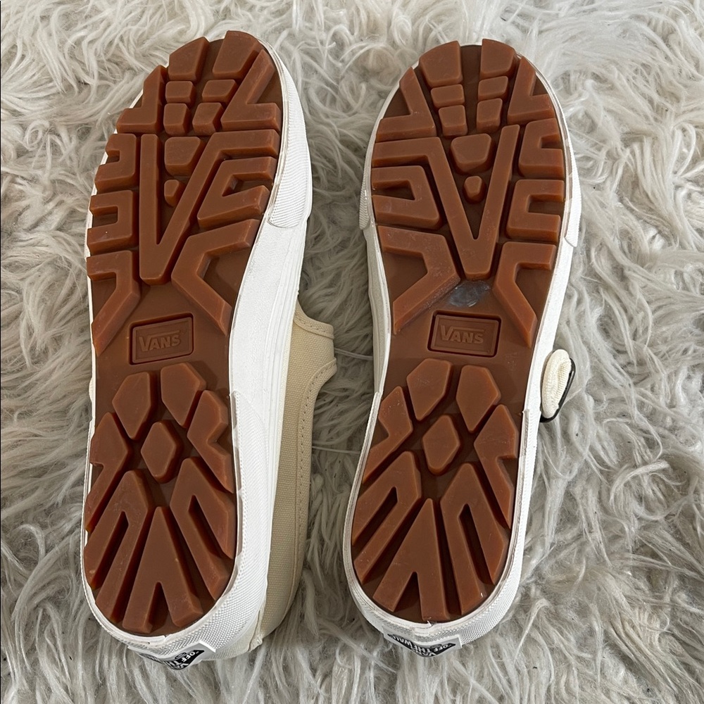 VANS Mary Jane Style 93 Buckle Strap Women’s Shoes White Canvas Size 9.5 NEW - Picture 11 of 15